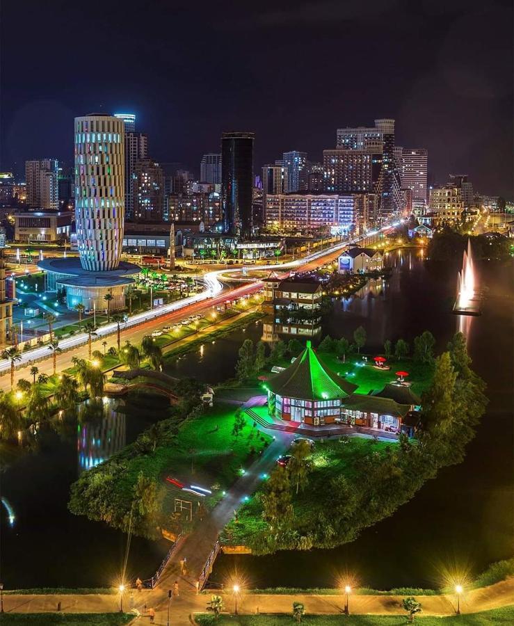 Apartment Twin Towers David Batumi Luaran gambar